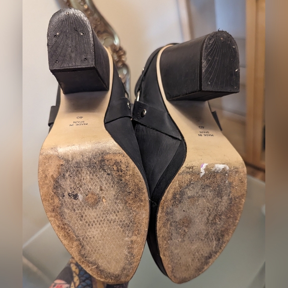 TOPSHOP BLACK LEATHER HARNESS BOOTS SZ 9 - Picture 6 of 7